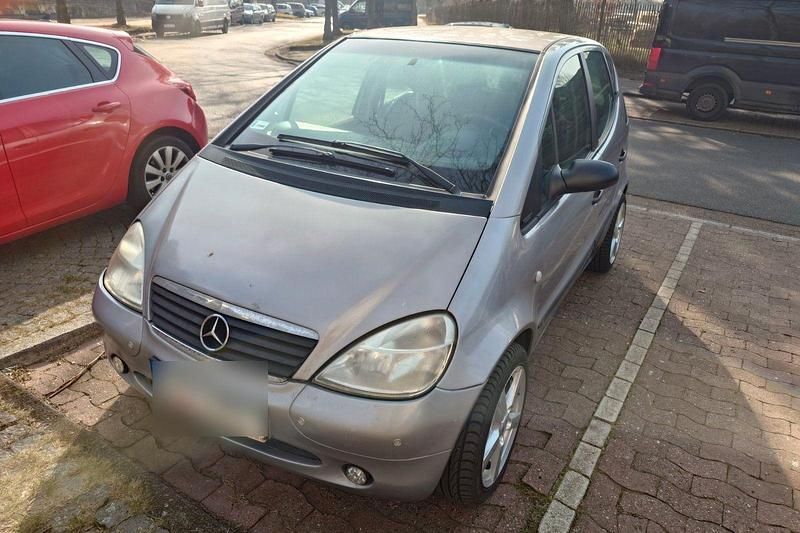 Gebraucht Mercedes A170 95 PS (69 kW) 2003 Silber Kleinwagen