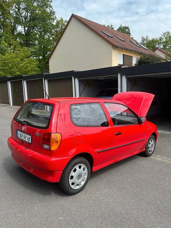 Gebraucht VW Polo 50 PS (36 kW) 1996 Rot Kleinwagen