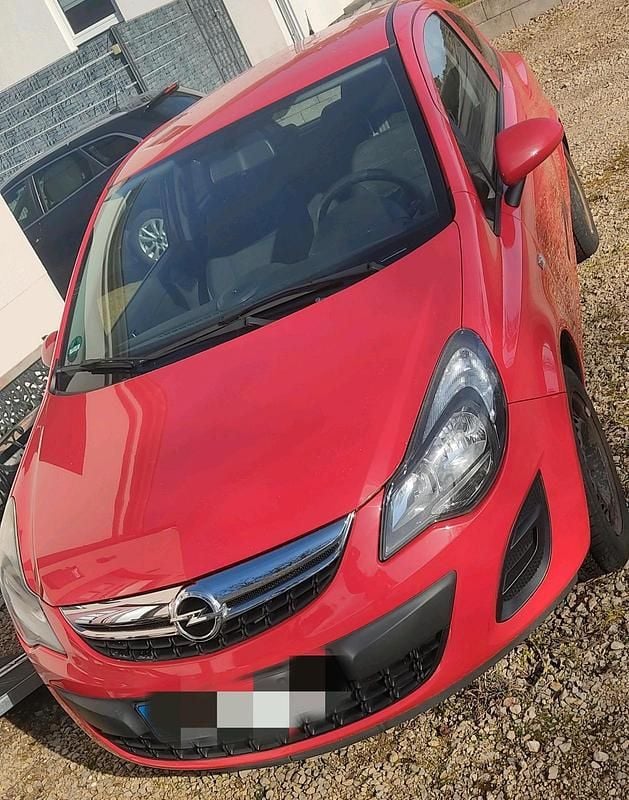 Rot Gebraucht 2014 Opel Corsa Limousine | 3.500 € (Guter Preis) - Bild 1/4