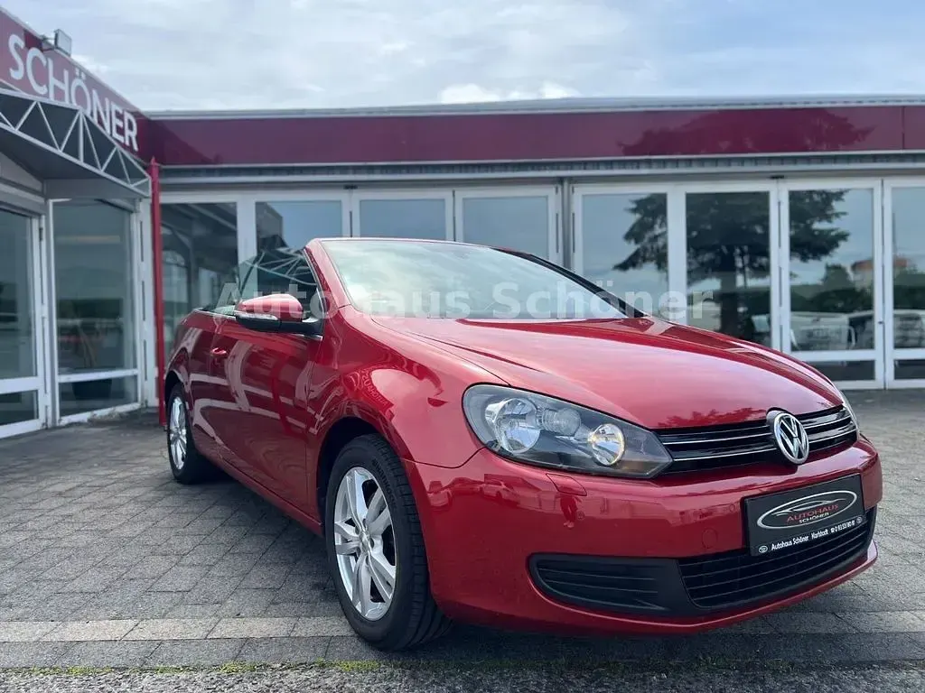 Gebraucht VW Golf Cabriolet Basis 105 PS (77 kW) 2012 Rot Cabrio