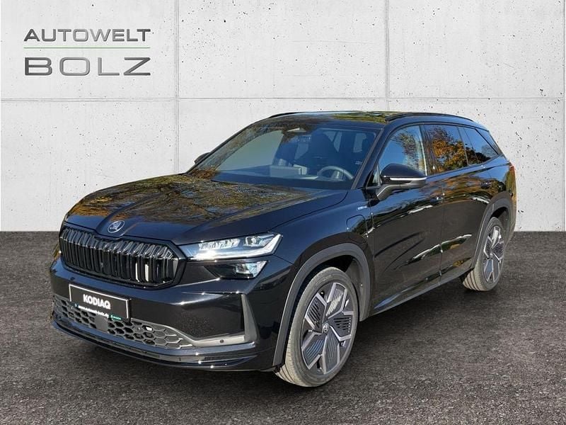 Schwarzmagic perleffekt Neu 2025 Skoda Kodiaq SportLine SUV | 52.590 € (Etwas zu teuer) - Bild 1/4