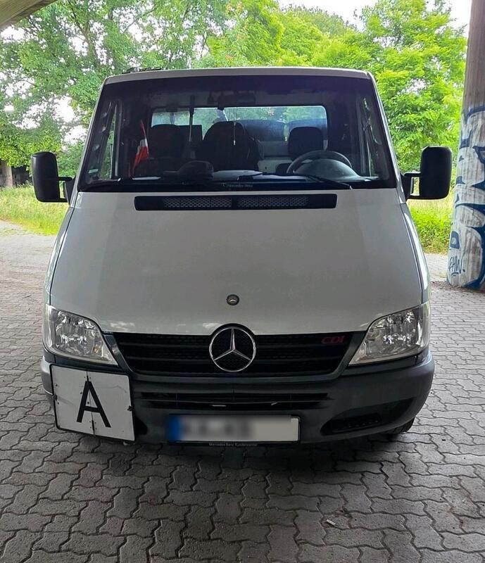Weiß Gebraucht 2004 Mercedes Sprinter Van | 6.900 € - Bild 1/4