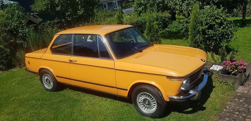 Second-hand BMW 2002 101 CP (74 kW) 1973 Portocaliu Berlinǎ