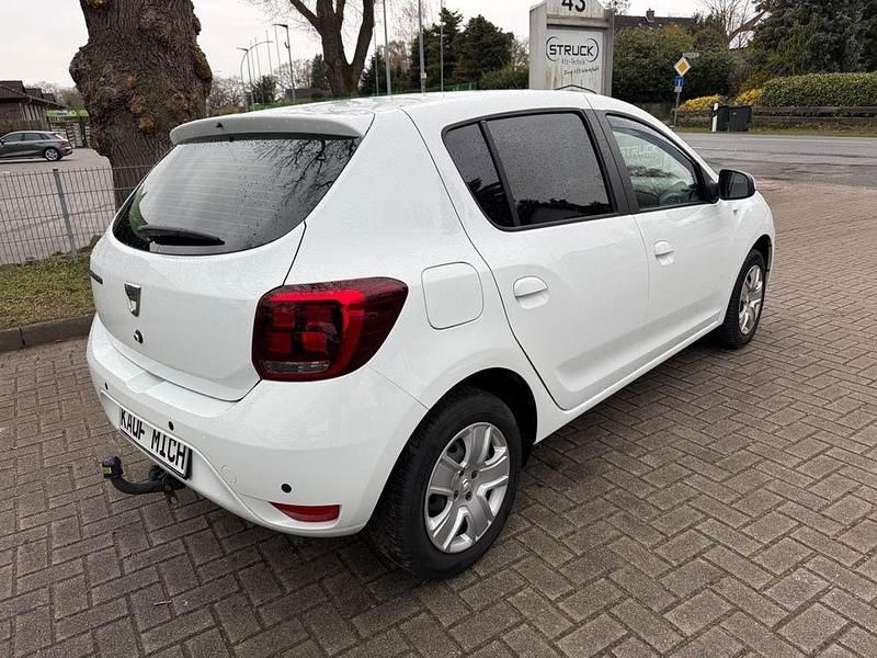 Gebraucht Dacia Sandero 95 PS (69 kW) 2020 Weiß Limousine