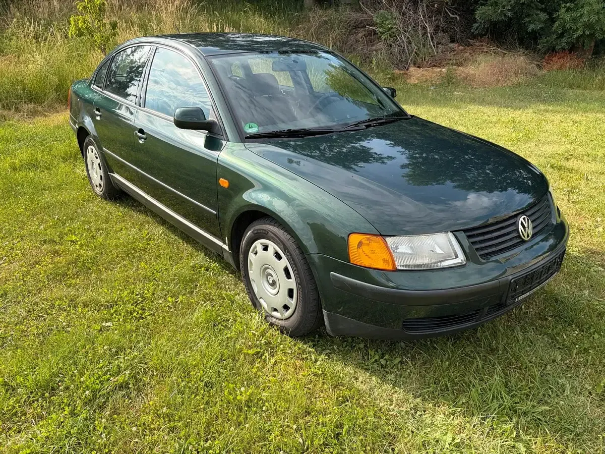Gebraucht VW Passat 150 PS (110 kW) 1997 Grün Limousine