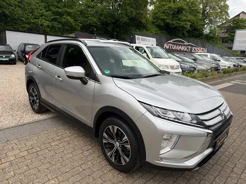 Gebraucht Mitsubishi Eclipse Cross Top 163 PS (119 kW) 2019 Silber SUV
