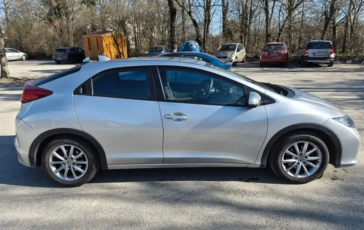 Gebraucht Honda Civic 99 PS (72 kW) 2015 Grau Limousine