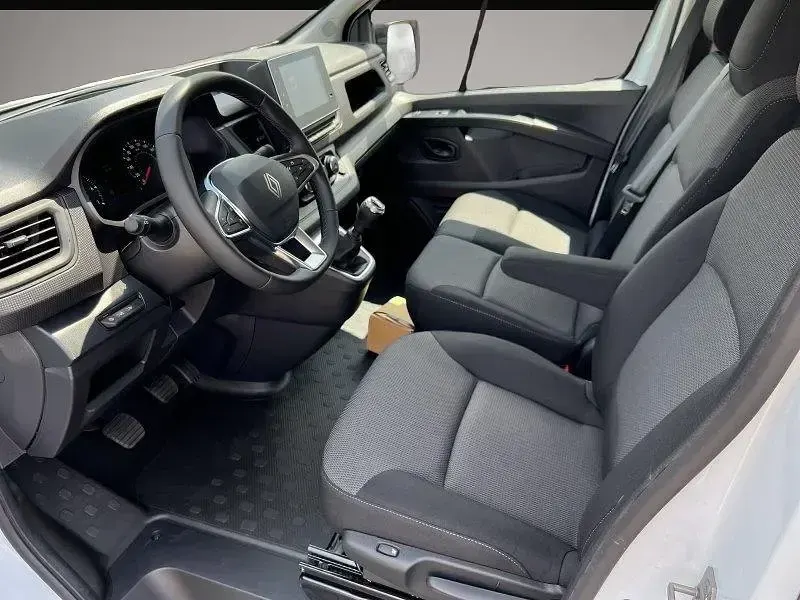 Neu Renault Trafic 150 PS (110 kW) 2026 Manufacturer Van / Kleinbus