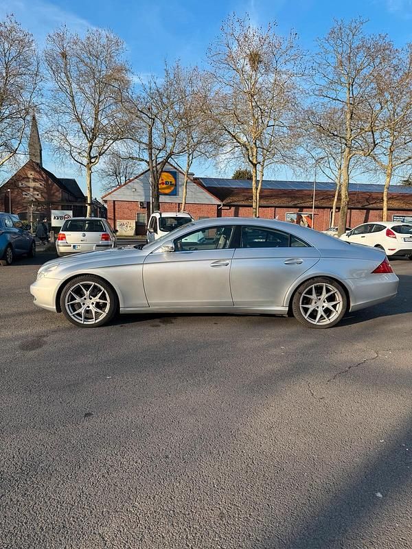 Gebraucht Mercedes CLS350 292 PS (214 kW) 2006 Silber Coupé