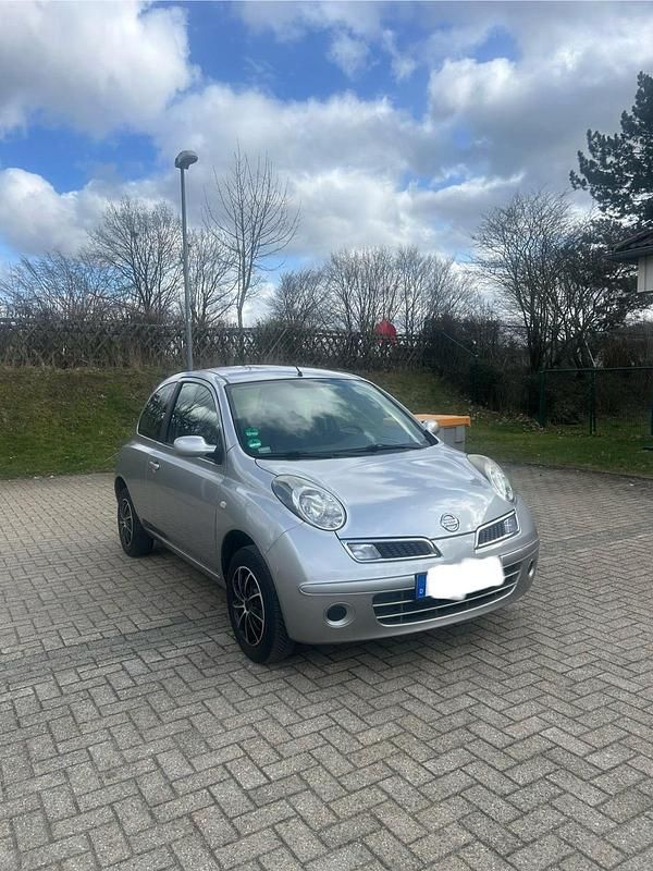 Gebraucht Nissan Micra 65 PS (47 kW) 2008 Silber Kleinwagen