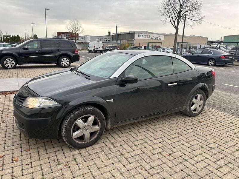 Schwarz Gebraucht 2012 Renault Mégane Cabriolet Dynamique Cabrio | 1.950 € (Superpreis) - Bild 1/4