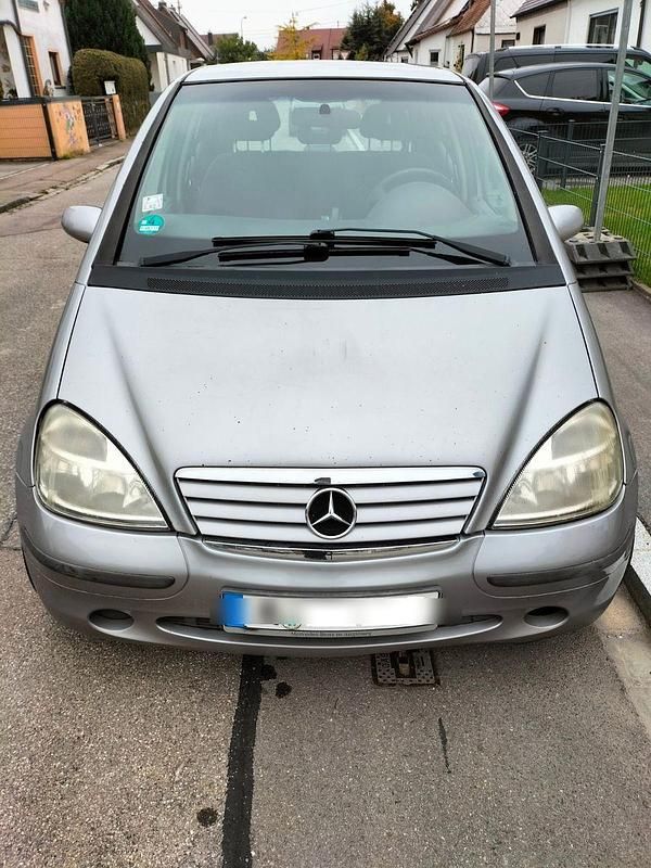Gebraucht Mercedes A170 Elegance 102 PS (75 kW) 2000 Silber Van / Kleinbus