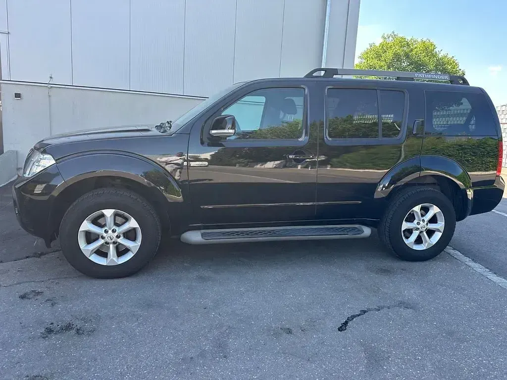 Gebraucht Nissan Pathfinder SE 190 PS (139 kW) 2012 Schwarz SUV