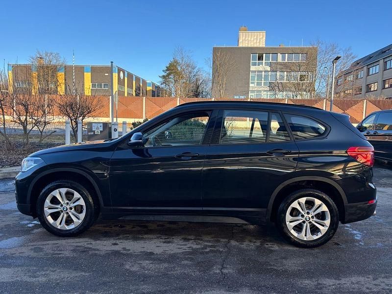 Gebraucht BMW X1 Advantage 150 PS (110 kW) 2018 Schwarz SUV