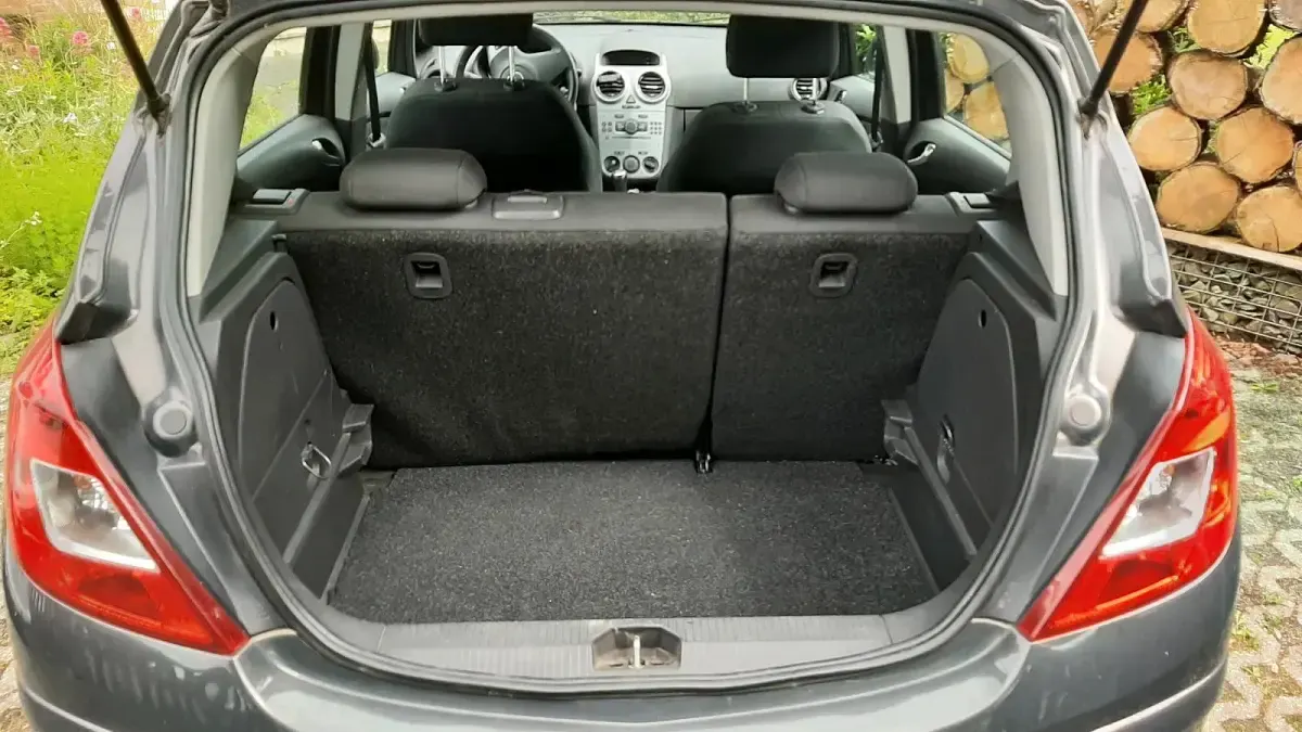 Gebraucht Opel Corsa 86 PS (63 kW) 2013 Grau Kleinwagen