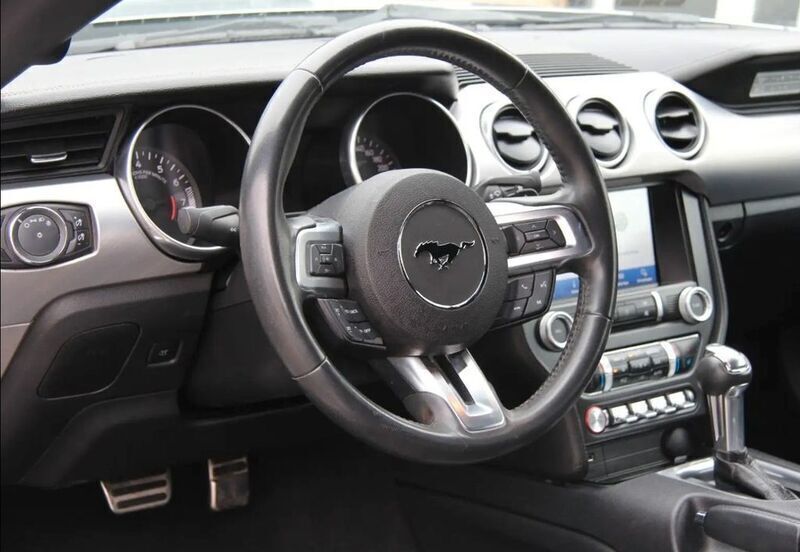 Gebraucht Ford Mustang Convertible 290 PS (213 kW) 2019 Grau Cabrio