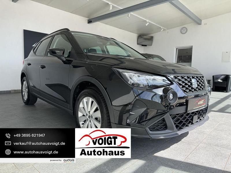 Schwarz (metallic) Gebraucht 2022 Seat Arona Style SUV | 17.490 € (Guter Preis) - Bild 1/4