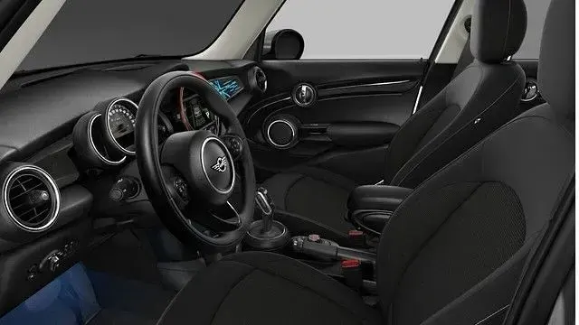 Gebraucht Mini Cooper 136 PS (100 kW) 2019 Grau Kleinwagen