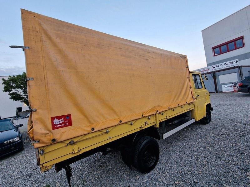 Gebraucht Mercedes Sprinter 1969 Gelb Van