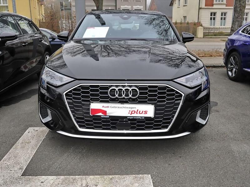 Gebraucht Audi A3 Sportback Ambiente 116 PS (85 kW) 2024 Schwarz Kleinwagen