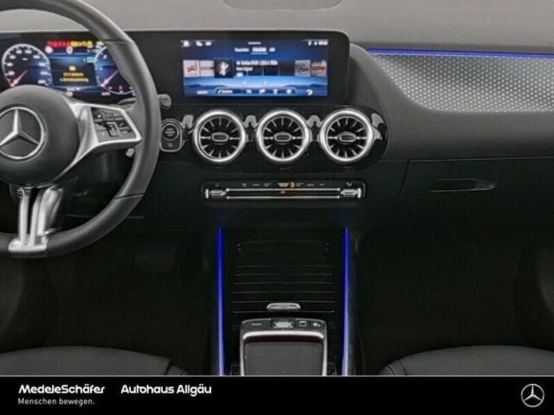 Gebraucht Mercedes GLA220 Progressive 190 PS (139 kW) 2024 Unilack polarweiß SUV