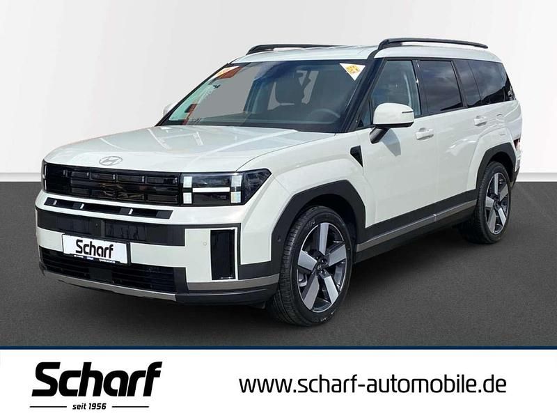Silber Gebraucht 2025 Hyundai Santa Fe Signature SUV | 50.990 € - Bild 1/3