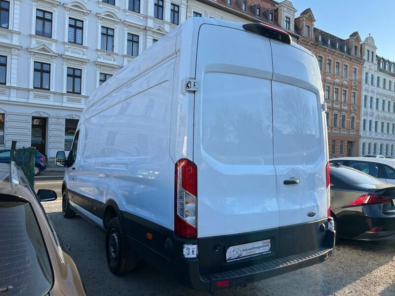 Gebraucht Ford Transit Trend 105 PS (77 kW) 2021 Weiß Van / Kleinbus