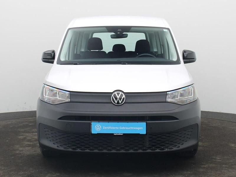 Usado VW Caddy Basis 114 HP (83 kW) 2024 Prateado Monovolume