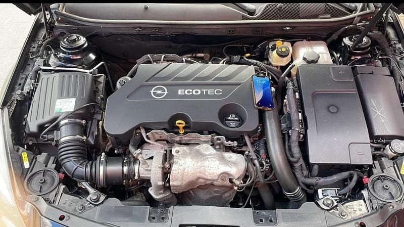 Gebraucht Opel Insignia 170 PS (125 kW) 2017 Schwarz Kombi