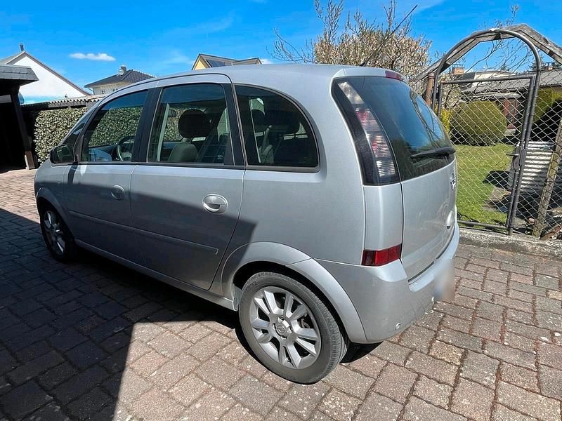 Usata Opel Meriva Innovation 125 CV (91 kW) 2009 Argento Monovolume