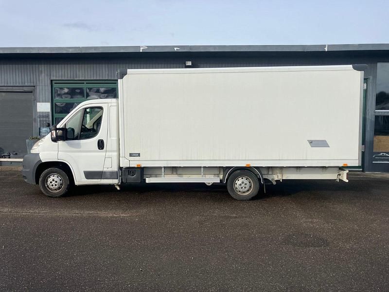 Gebraucht Peugeot Boxer 150 PS (110 kW) 2013 Weiß Van