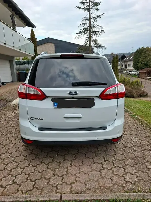 Gebraucht Ford Grand C-Max Titanium 150 PS (110 kW) 2018 Weiß Van / Kleinbus