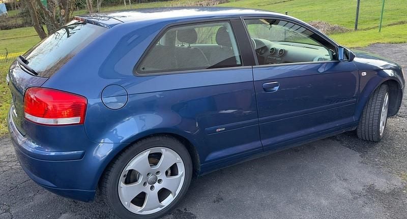 Blau Gebraucht 2004 Audi A3 S-Line Coupé | 2.200 € (Fairer Preis) - Bild 1/4
