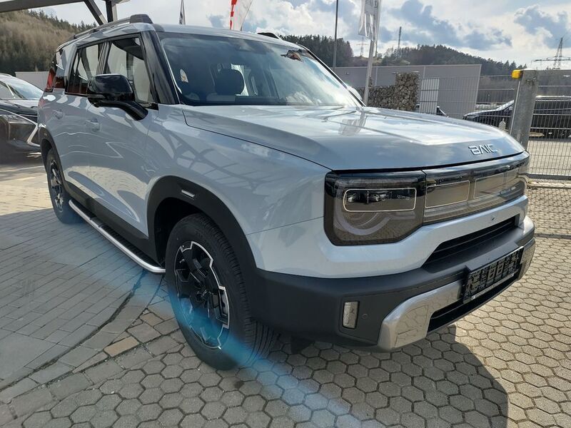 Neu Baic BJ30 280 PS (205 kW) 2025 Silver light blue SUV