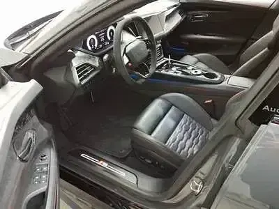 Second-hand Audi e-tron GT quattro Performance 620 kW (843 CP) 2024 Gri Berlinǎ