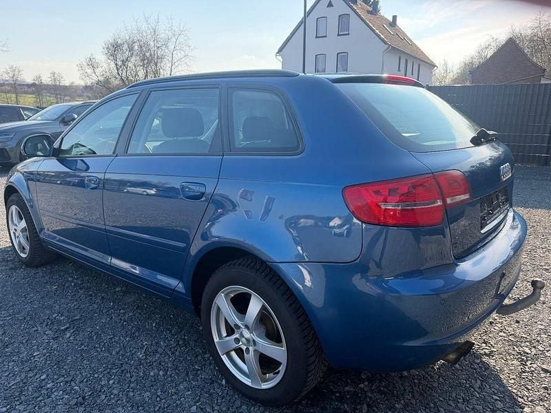 Gebraucht Audi A3 Attraction 160 PS (117 kW) 2009 Blau Kleinwagen