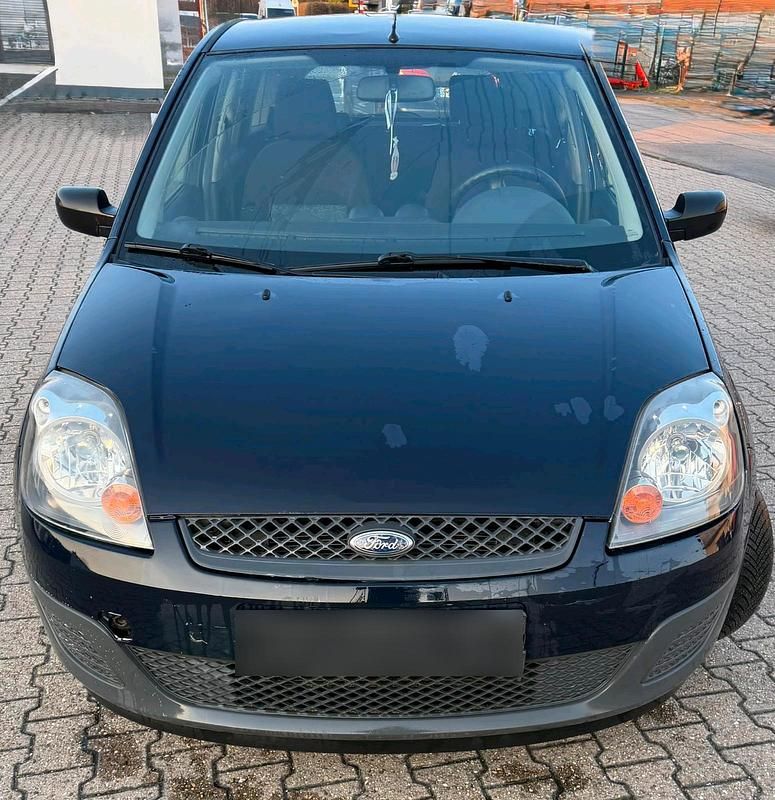 Gebraucht Ford Fiesta 60 PS (44 kW) 2005 Blau Kleinwagen