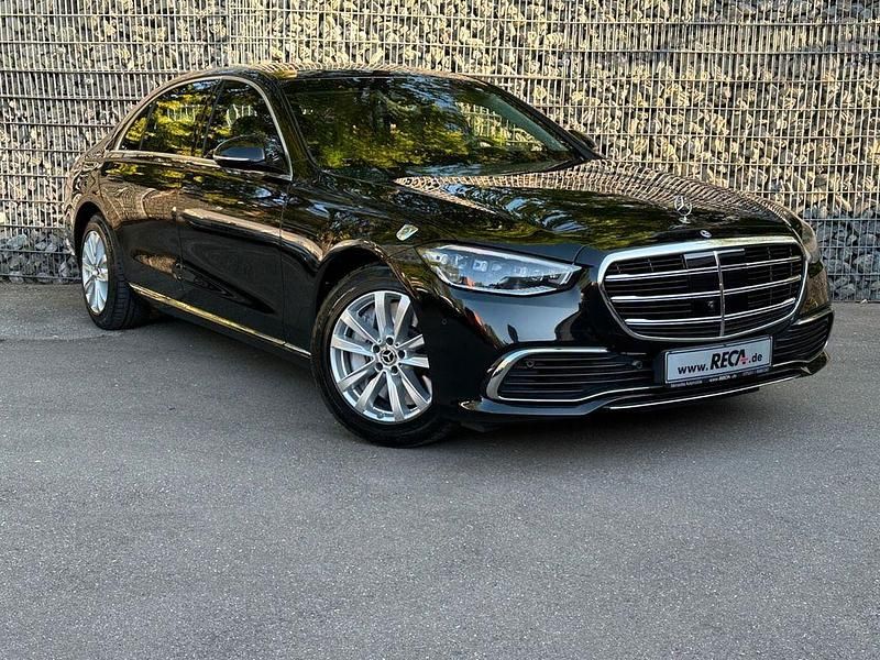 Schwarz Gebraucht 2022 Mercedes S680 Limousine | 565.250 € - Bild 1/4