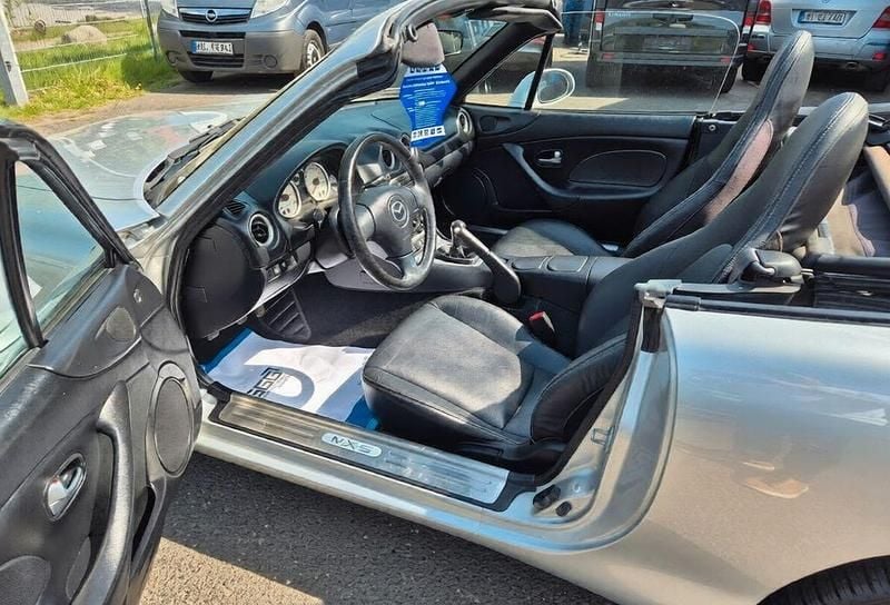 Gebraucht Mazda MX5 110 PS (80 kW) 2002 Silber Cabrio