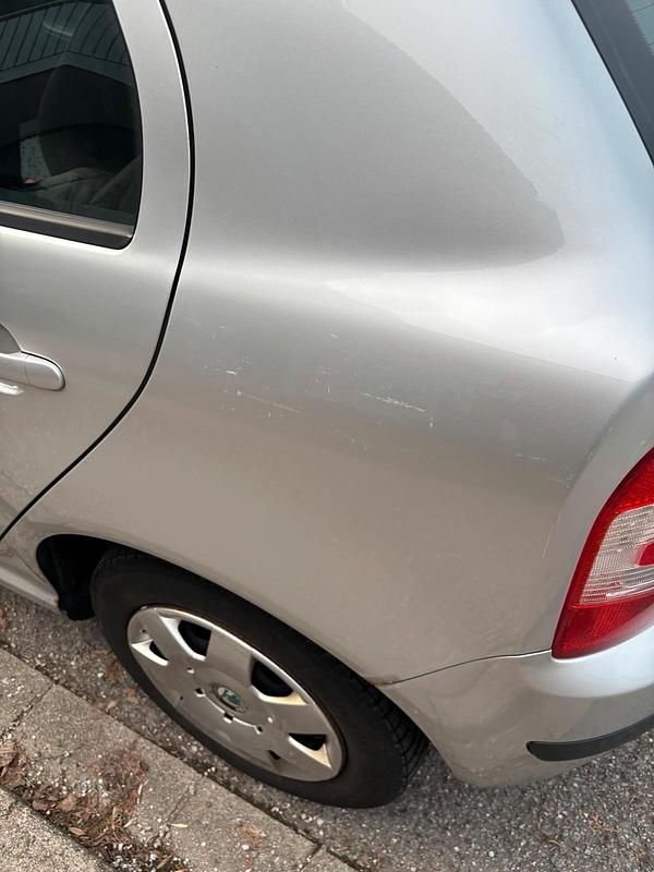 Gebraucht Skoda Fabia 75 PS (55 kW) 2007 Silber Kleinwagen