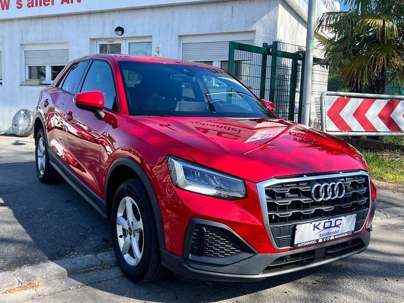 Gebraucht Audi Q2 S-Line 190 PS (139 kW) 2022 Rot SUV