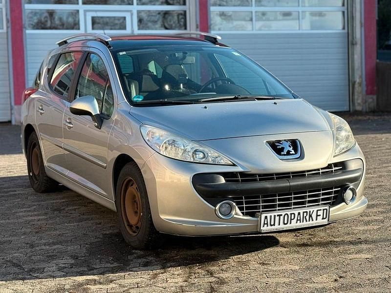 Gebraucht Peugeot 207 Sport 120 PS (88 kW) 2008 Silber Kombi