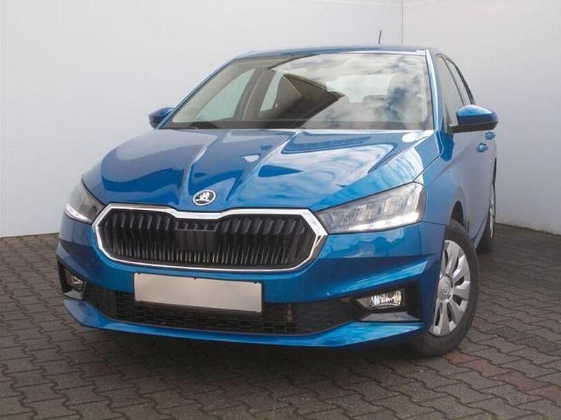 Gebraucht Skoda Fabia Selection 95 PS (69 kW) 2024 Blau Limousine