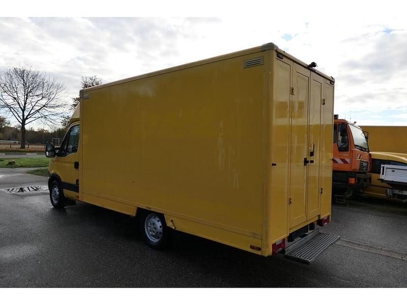 Gebraucht Iveco Daily 106 PS (77 kW) 2012 Gelb Van