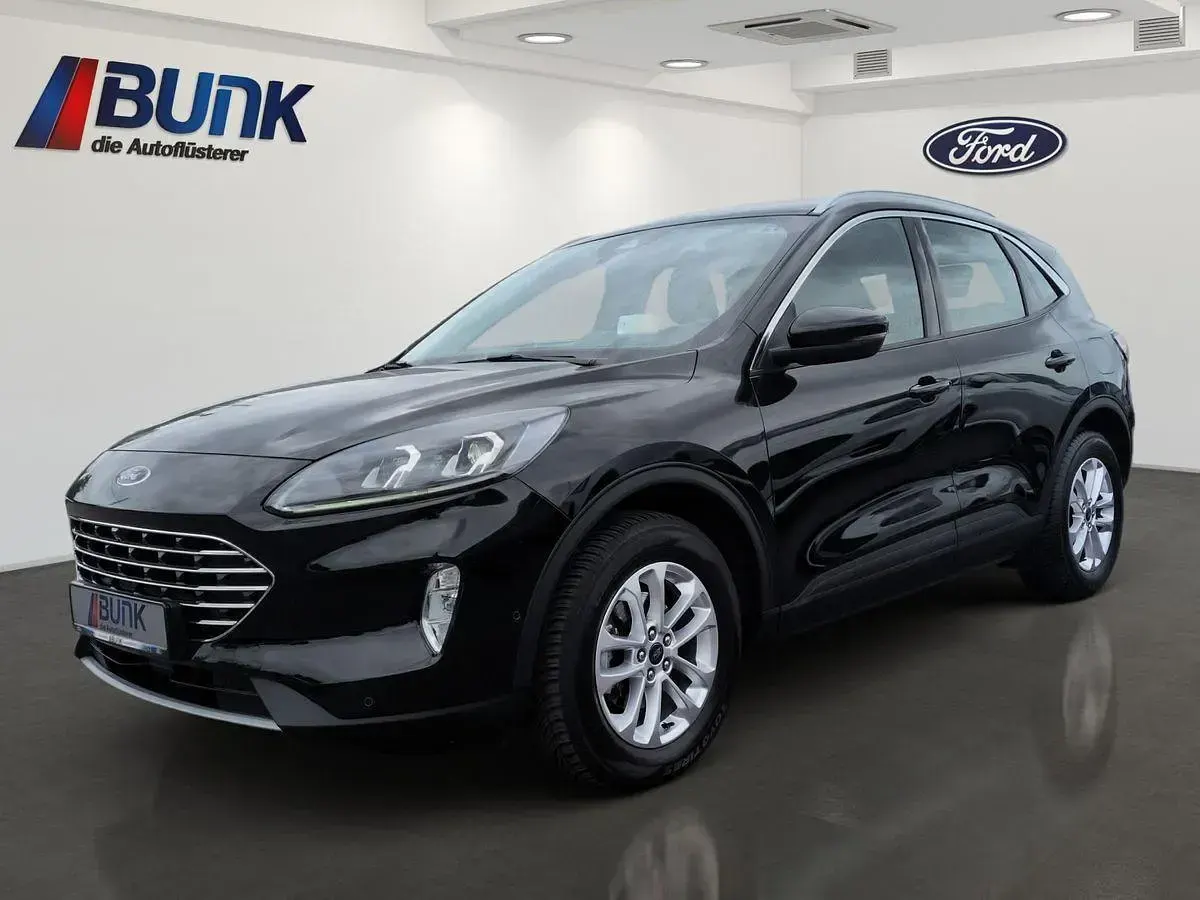 Używany Ford Kuga Titanium 190 KM (139 kW) 2022 SUV