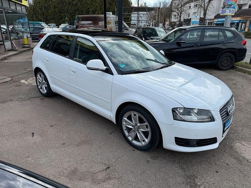 Gebraucht Audi A3 Ambition 160 PS (117 kW) 2010 Weiß Kleinwagen