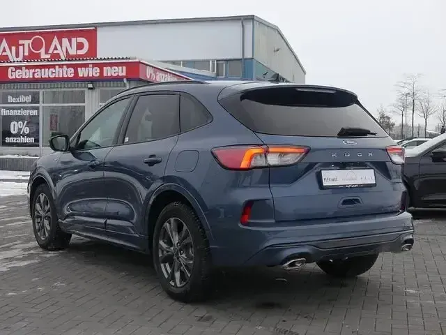 Gebraucht Ford Kuga ST-Line 150 PS (110 kW) 2022 Blaumet. SUV