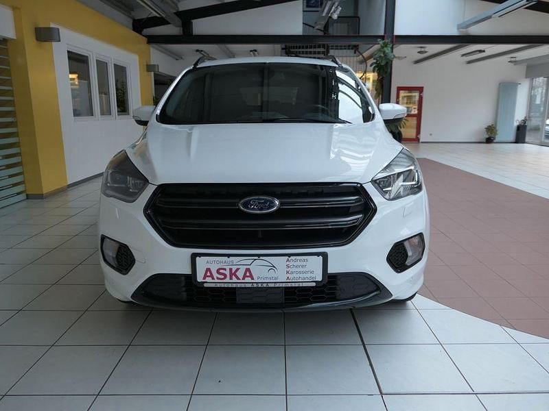 Gebraucht Ford Kuga ST-Line 175 PS (128 kW) 2019 Weiß SUV