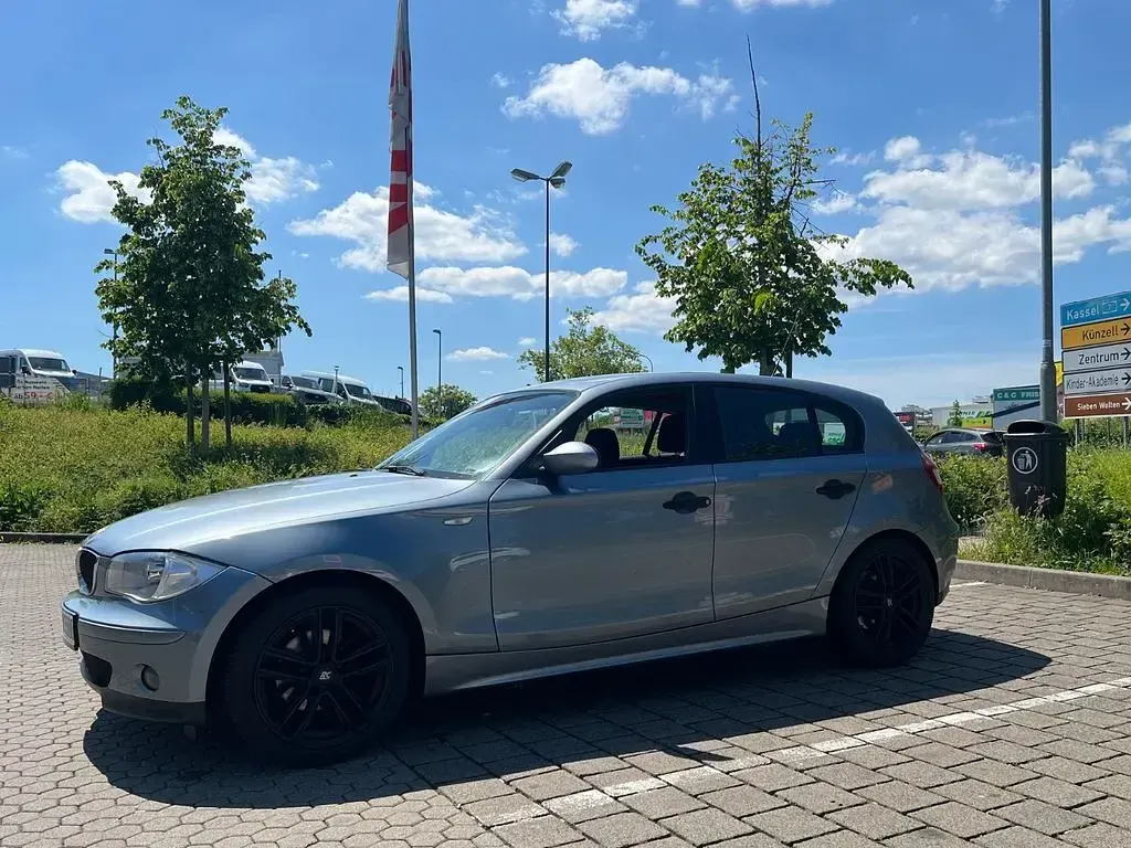 Gebraucht BMW 118 129 PS (94 kW) 2005 Grau Kleinwagen
