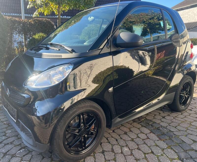 Schwarz Gebraucht 2013 Smart ForTwo Coupé Brabus Coupé | 3.999 € (Guter Preis) - Bild 1/4